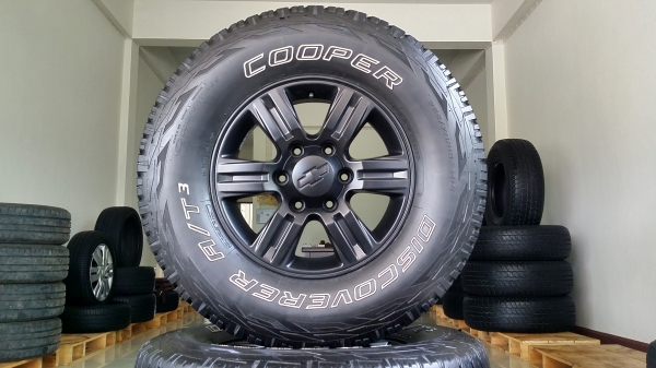 แม็กขอบ16 6รู139.7 พร้อมยางคูเปอร์ AT3 265/70R16 แม็กขอบ16 6รู139.7 พร้อมยางคูเปอร์ AT3 265/70R16