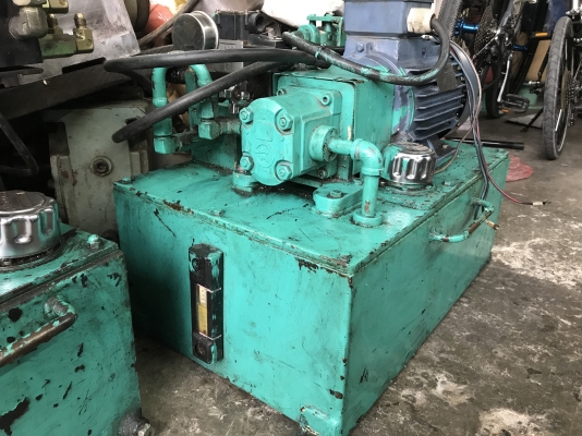 ขายชุดปั้มน้ำมันไฮโดรลิคขนาด 3HP. 380V พร้อมชุดวาล์วคอนโทรล อุปกรณ์ครบ สภาพสวย พร้อมใช้งาน มี 3ชุดครับ