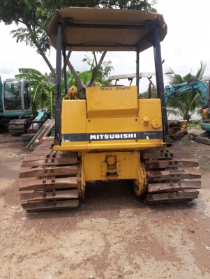 ขายรถดัน MITSUBISHI  BD2G Z  เก่าญี่ปุ่นแท้  สภาพสวย  แทรค 70  ชั่วโมงน้อย  เดิมๆๆ  เครื่องปั๊มดี  ลองระบบได้ทุกวัน  โทร  089-3818694  ดวงนภา