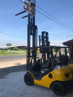 ขาย รถโฟล์คลิฟท์ KOMATSU รุ่น FG25T-16เสาทูฟรี 4.3 เมตร