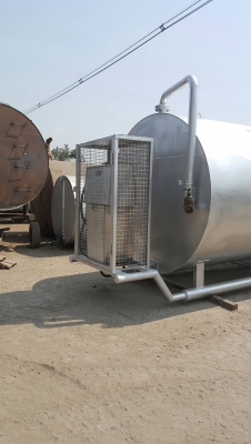 ถังน้ำมันขนาด 18000 ลิตรพร้อมใช้งานมีหลายใบ ถังน้ำมันขนาด 18000 ลิตรพร้อมใช้งานมีหลายใบ