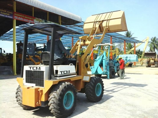 ขายรถตักล้อยาง TCM 808 เก่านอกแท้แขนยาวมีเอกสารครบรถสภาพเดิมสวยยังไม่ใช้งานในไทยร้านละอองดาวแทรคเตอร์นครชัยศรี