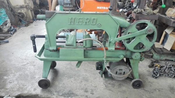 ** SOLD ** เลื่อยชักตัดเหล็ก HERO 14" รุ่นปั้มน้ำ Mitsu 1/2 HP 220V พร้อมใช้ ** SOLD ** เลื่อยชักตัดเหล็ก HERO 14" รุ่นปั้มน้ำ Mitsu 1/2 HP 220V พร้อมใช้