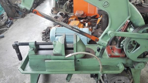 ** SOLD ** เลื่อยชักตัดเหล็ก HERO 14" รุ่นปั้มน้ำ Mitsu 1/2 HP 220V พร้อมใช้ ** SOLD ** เลื่อยชักตัดเหล็ก HERO 14" รุ่นปั้มน้ำ Mitsu 1/2 HP 220V พร้อมใช้