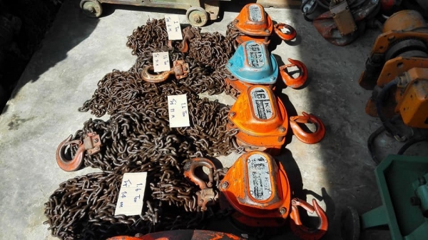 ** เหลือ 5 ตัน ** รอกโซ่สาวญี่ปุ่นตราช้าง K-75 รุ่นพิเศษโซ่ยาว 10 เมตร ขนาด 1- 5 ตัน ของสวยลงตู้คัดมาพร้อมใช้งาน ** เหลือ 5 ตัน ** รอกโซ่สาวญี่ปุ่นตราช้าง K-75 รุ่นพิเศษโซ่ยาว 10 เมตร ขนาด 1- 5 ตัน ของสวยลงตู้คัดมาพร้อมใช้งาน