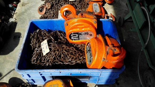 ** เหลือ 5 ตัน ** รอกโซ่สาวญี่ปุ่นตราช้าง K-75 รุ่นพิเศษโซ่ยาว 10 เมตร ขนาด 1- 5 ตัน ของสวยลงตู้คัดมาพร้อมใช้งาน ** เหลือ 5 ตัน ** รอกโซ่สาวญี่ปุ่นตราช้าง K-75 รุ่นพิเศษโซ่ยาว 10 เมตร ขนาด 1- 5 ตัน ของสวยลงตู้คัดมาพร้อมใช้งาน