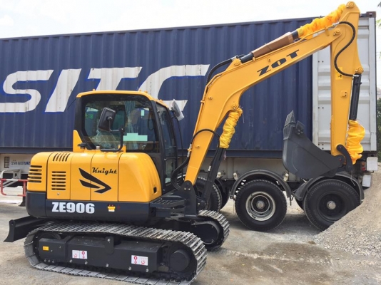 แบคโฮใหม่ 5.5ตัน ZOT ZE906