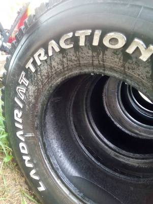 31x10.50R15  FALKEN-RV  มี 1 เส้น  tel.081-427-3941