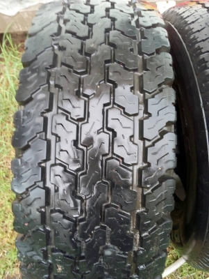 31x10.50R15  FALKEN-RV  มี 1 เส้น  tel.081-427-3941