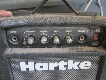 ขาย กีต้า แอมปรีฟายเออร์ 10 WATT