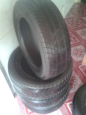 195/60/15 (ดอกเยอะ)DUNLOPSP.sport490 (4เส้น ขาย2,000฿)