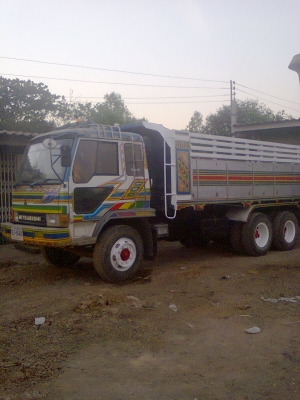 ขาย ไอ้หลงดั้ม 2เพลา เครื่อง 6D16T