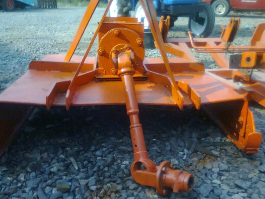 ขายที่ตัดหญ้า ใช้ตัดหญ้าในสวน ในไร่ มียอยปั่นพร้อมใช้งาน