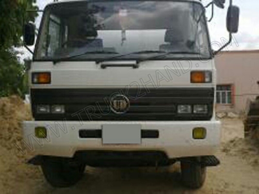 รถบรรทุก 10 ล้อโม่ปูน ยี่ห้อ NISSAN รุ่น UD430 โม่ขนาด 6 คิว