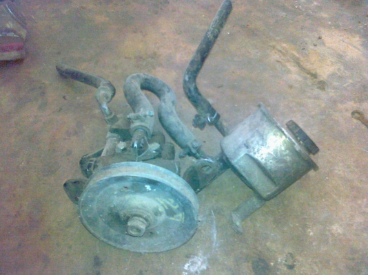 ขายปั้มเพาเวอร์นิสสัน1,600.-