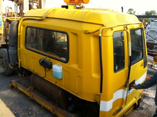 หัว isuzu  หัวนอกสวยจัด  ภายนอกไม่ต้องทำสี ภายในครบๆไม่มีรอย