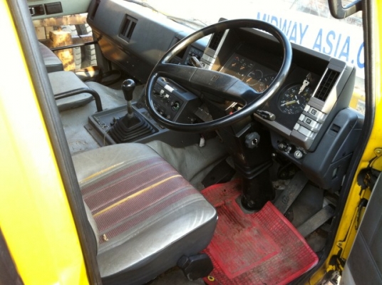 หัว isuzu  หัวนอกสวยจัด  ภายนอกไม่ต้องทำสี ภายในครบๆไม่มีรอย