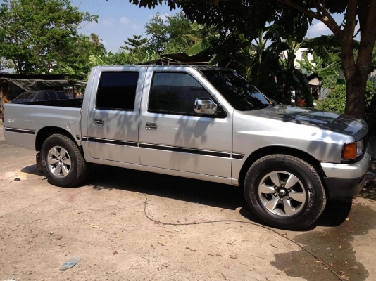 ISUZU TFR 4ประตู เครื่อง2.5หัวฉีด 1 J เกียร์ AUTO พวงมาลัยเพาเวอร์ ติดแก้สเรียบร้อยแล้ว สุดยอดประหยัด รถอเนกประสงค์ สีสวยมาก สภาพสวยสมบูรณ์ทั้งคัน ดูแลรักษาอย่างดี ไม่มีอุบัติเหตุ