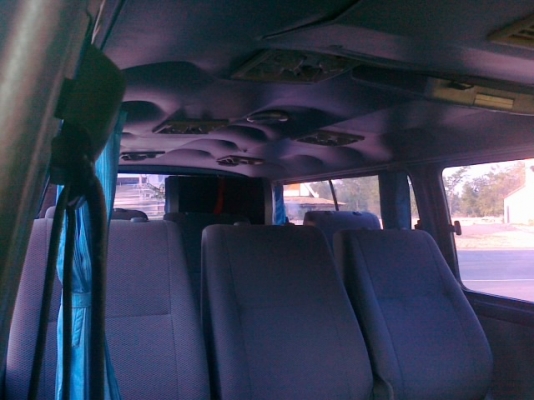 ขายรถตู้290,000.-ปรับราคา250,000.-ขับกลับได้เลย