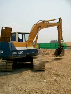 KOMLATSU PC120-5 กล่อง+จอ(หาย)สภาพสวยเอวแน่นช่วงล่างเต็ม KOMLATSU PC120-5 กล่อง+จอ(หาย)สภาพสวยเอวแน่นช่วงล่างเต็ม