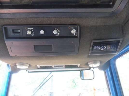 ขาย รถไถฟอร์ด7610 NEW HOLLAND 2เพลา คานหน้าคาราโร่