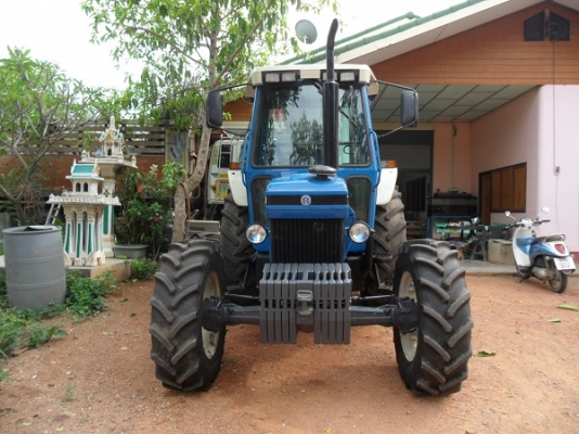 ขาย รถไถฟอร์ด7610 NEW HOLLAND 2เพลา คานหน้าคาราโร่
