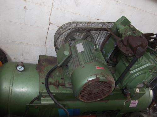 ปั้มลมไฟ 3 สายเมืองไทย มอเตอร์ แรง นำเข้าจากอเมริกา ปั้มลมไฟ 3 สายเมืองไทย มอเตอร์ แรง นำเข้าจากอเมริกา