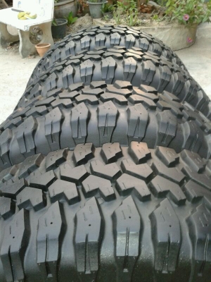 ขายยาง Mud Maxxis Bighron 762 ขนาด 265/75R16 ปี 10 สวยๆ