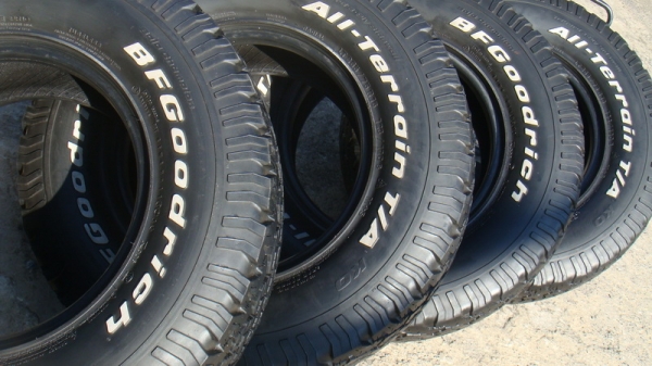 ขายยาง BF Goodrich Allterrain 265 75 r16 ปี10 ขายยาง BF Goodrich Allterrain 265 75 r16 ปี10