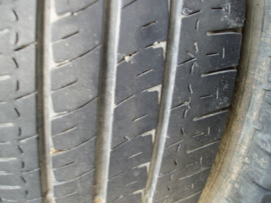 ขายยาง215 70 15