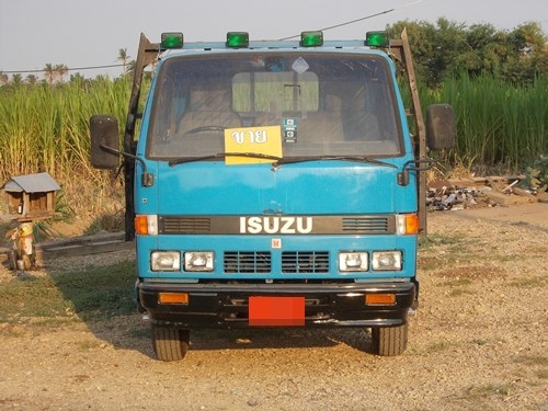 ขายหกล้อ พร้อมใช้งานครับ ราคาชาวบ้าน