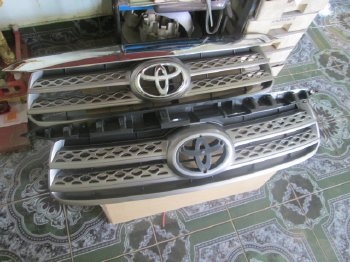 ขาย กระจังหน้า ของแท้ถอด TOYOTA - FORTURNER