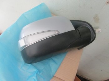 ลดราคาช่วงสงกรานต์ กระจกมองข้างไฟฟ้าด้านขวา RH รถ Dmax ของแท้ติดรถ