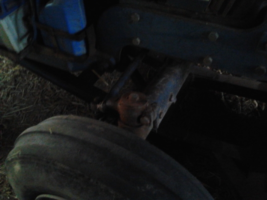 ขาย รถไถ FORD 6610 เสื้อลาย ตัวเต็ม สภาพพร้อมใช้งาน  ยางดี 4เส้น พร้อมอุปกรณ์ 2ชิ้น ใบดัน ผาน5CMT เอกสารเล่มทะเบียน พร้อมใช้ พร้อมลุยงาน ราคาต่อรองได้ครับ