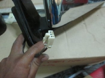 ขาย กระจกมองข้างไฟฟ้าด้านซ้าย LH ตัวชุบ รถ TOYOTA -TIGER ขาย กระจกมองข้างไฟฟ้าด้านซ้าย LH ตัวชุบ รถ TOYOTA -TIGER