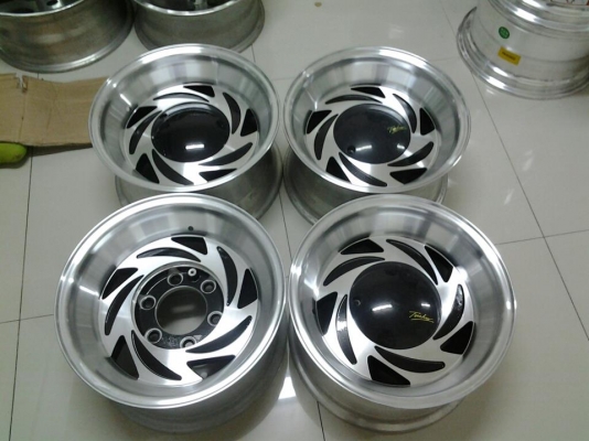 ล้อแม็ก ออฟลึก เรโทร ล้อแม็ก ออฟลึก เรโทร