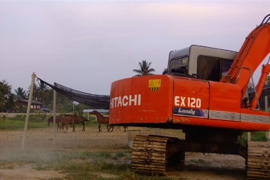 ขาย Hitachi 100 - 1 เอกสาน อินวอย์ รถพร้อมทำงาน  รถใช้ในฟามร์
