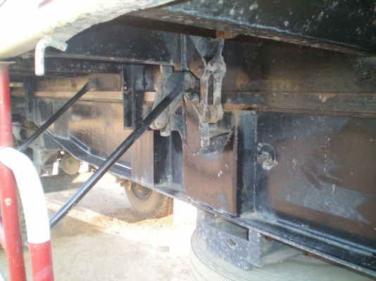 ลูกพ่วงสามมิตร  2เพลาดั้ม