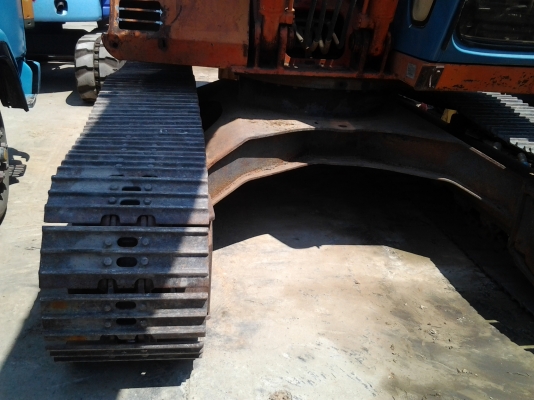 ขายด่วน..รถแบคโฮ HITACHI EX120-2 รถสวย มีลายหัวแย๊ก เก่าญี่ปุ่นแท้  ทำงานได้ไว ประหยัดน้ำมันสุดคุ้ม มีใบอินวอยล์ ราคาต่อรองได้.