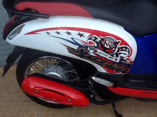 HONDA SCOOPY Iตัวใหม่ล่าสุดรถปี2012วิ่ง3xxxโลสวยไร้ที่ติ