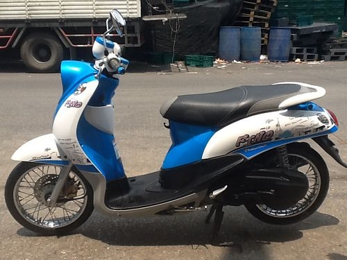 FINOลายปารีสรถปี2012สวยแกะกล่อง FINOลายปารีสรถปี2012สวยแกะกล่อง