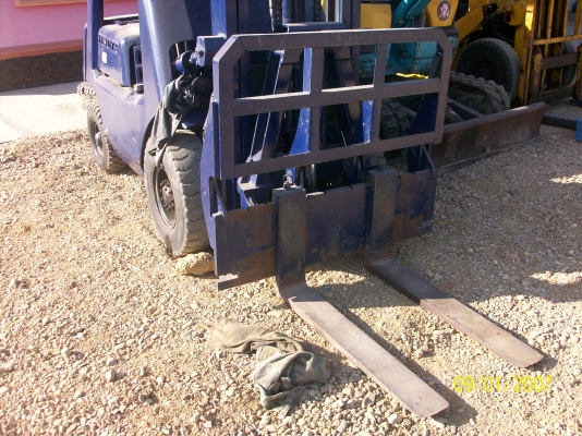 ขายโฟคลิฟ  TOYOTA รุ่น 3 FG14  เก่าญี่ปุ่น ยกได้ 1.4 ตัน เครื่องเบนซิน ติดต่อคุณจี๊ด 089-7949488