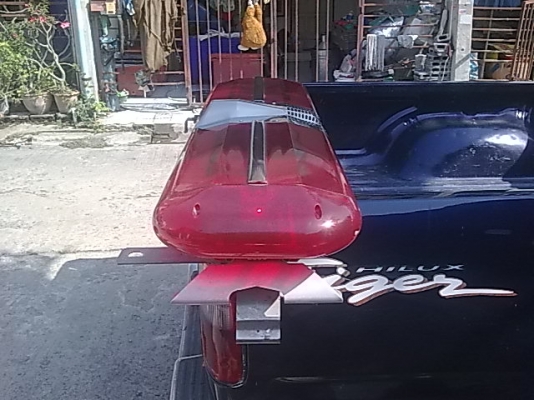 ไฟเลนพร้อมขา