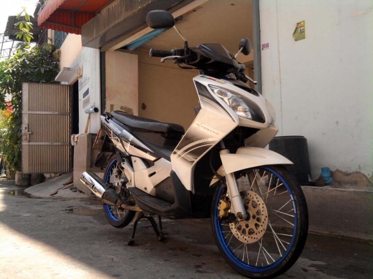 ขออนุญาติขาย Yamaha Nouvo 115 cc. รถบ้านหล่อๆ สีขาว