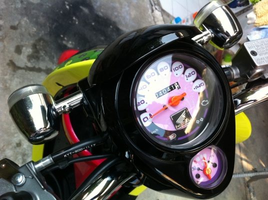 รายละเอียด ขาย HONDA Scoopy i สีชมพู-ดำ รถสวย ไมล์ 4041 Km. เครื่องเดิมๆ หัวฉีด