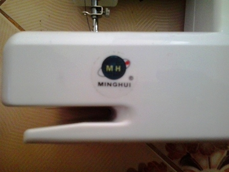 จักรเย้บผ้าขนาดเล็ก พกพาได้ สภาพใหม่ ใช้งานน้อย ราคาถูก จักรเย้บผ้าขนาดเล็ก พกพาได้ สภาพใหม่ ใช้งานน้อย ราคาถูก