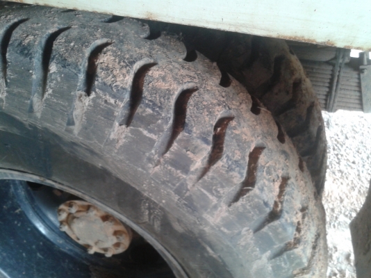 ขาย 6 ล้อ HINO FF175. (EH700) เครื่องแห้ง แน่น แรง คัซซีสวยมากๆ สวยจัด พร้อยลุยงานสุด. พร้อมโอน