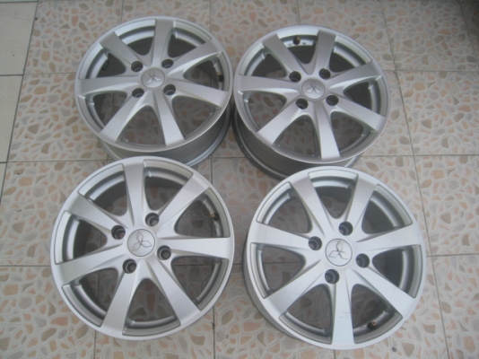 ขายล้อแม็ก Mitsubishi lanser 15"x6" et+46 4รู114 (081-3747940)