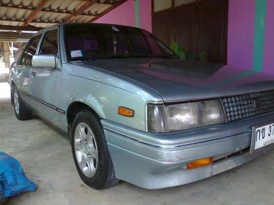 ขายรถเก๋ง ISUZU เดิมทั้งคัน แอร์เย็น ทะเบียนเต็มพร้อมโอน