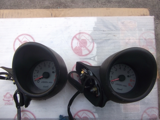 เกจ์วัดรอบจากญี่ปุ่นตัวละ 600 บาท เหลือ1ตัว เกจ์วัดรอบจากญี่ปุ่นตัวละ 600 บาท เหลือ1ตัว